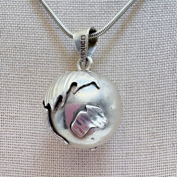 VTG Solid Sterling Silver 925 Globe Earth Pendant Necklace Size 18" Length - Picture 5 of 13